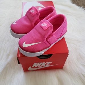 Babys size 5c Nike Shoes